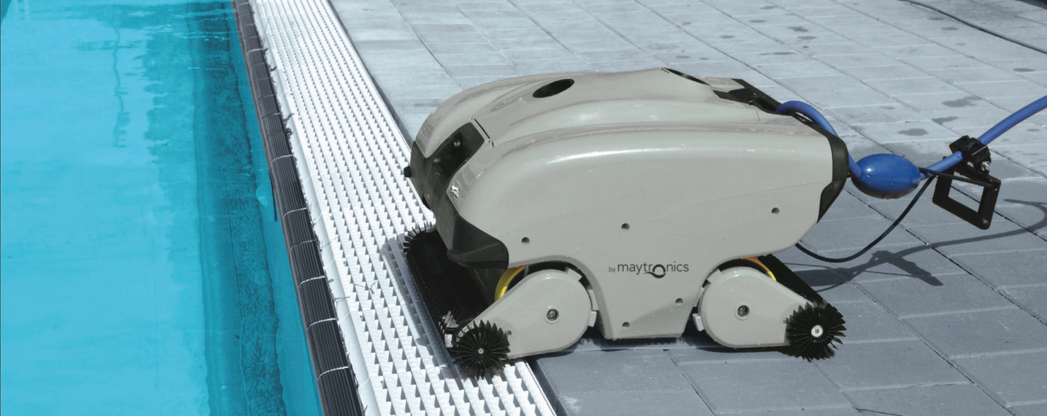 Dolphin C7 Robotic Pool Cleaner