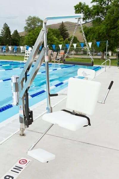 Traveler Battery Operated Swim Lift