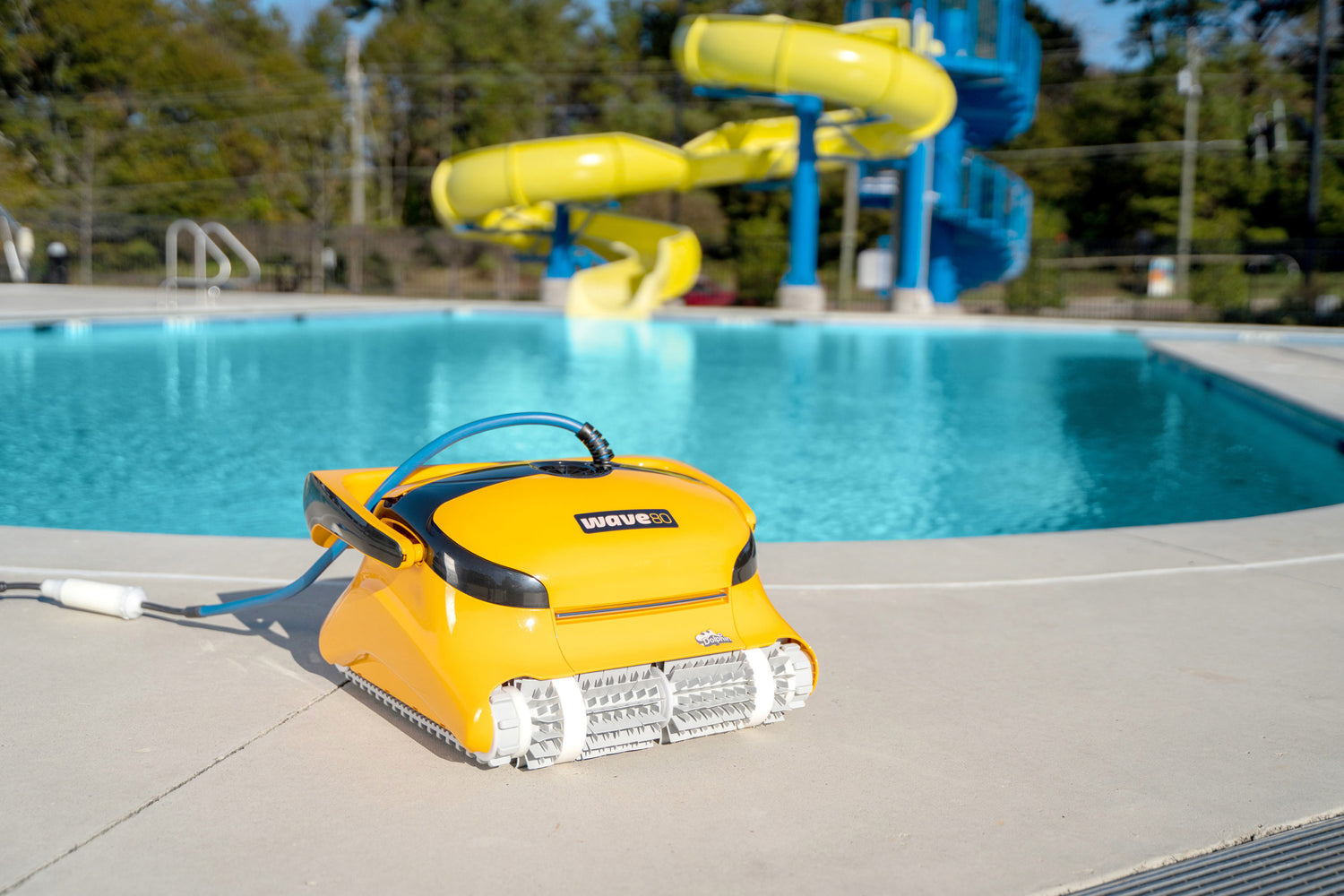 Dolphin Wave 80 Robotic Pool Cleaner